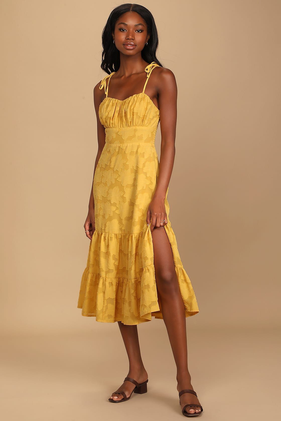 yellow lulus brand dress